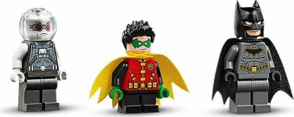 LEGO DC Universe Super Heroes - Batcycle-Duell mit Mr. Freeze