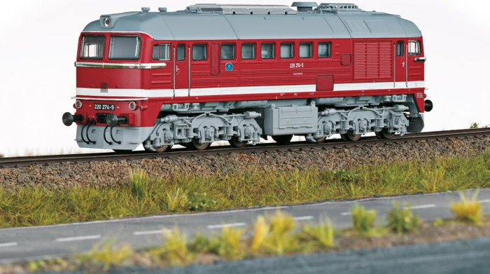 Trix - Spur H0 - Diesellokomotive Baureihe 220