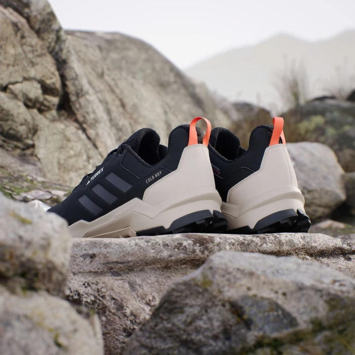 adidas Terrex AX4 Beta Cold.RDY core black/carbon/semi impact orange (Herren)