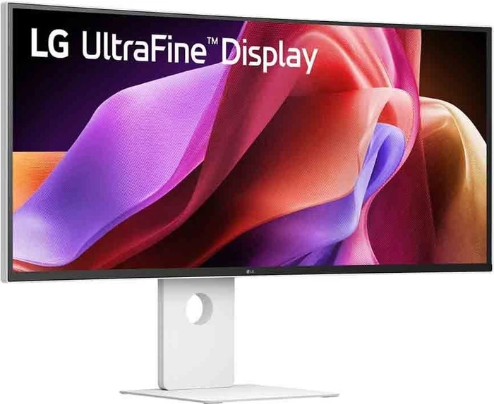 LG UltraFine 40WT95UF-W, 39.7"