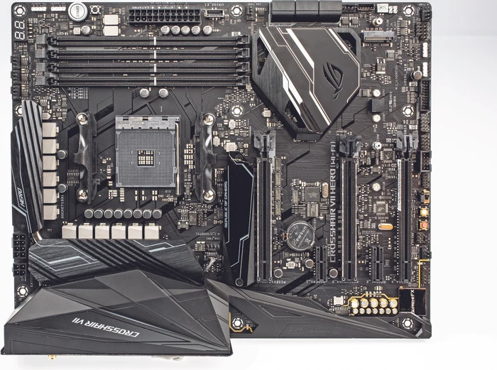 ASUS ROG Crosshair VII Hero (AMD AM4)