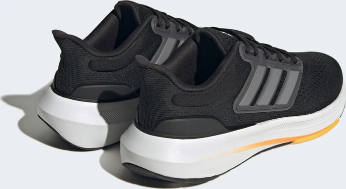 adidas Ultrabounce core black/cloud white/carbon (Herren)