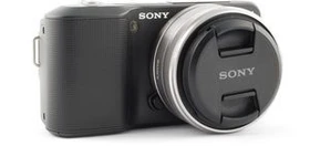 Sony Alpha NEX-3 schwarz mit Objektiv E 16mm 2.8 Pancake