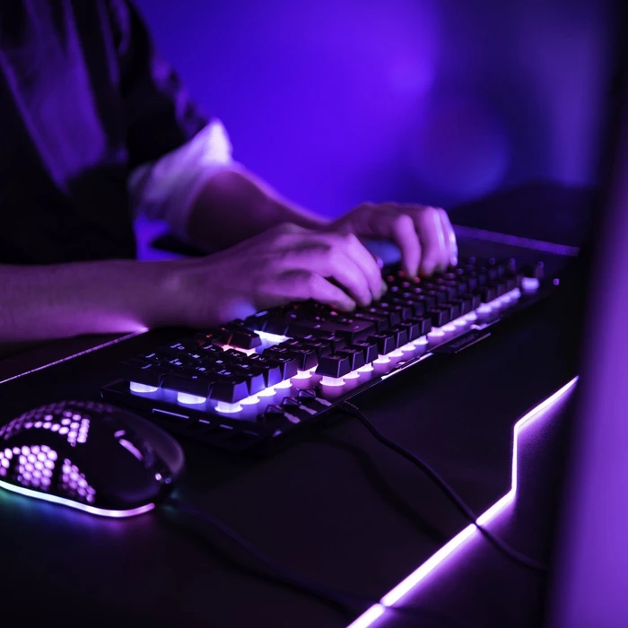 Hama uRage Exodus 420 Metal Gaming Tastatur, USB, DE