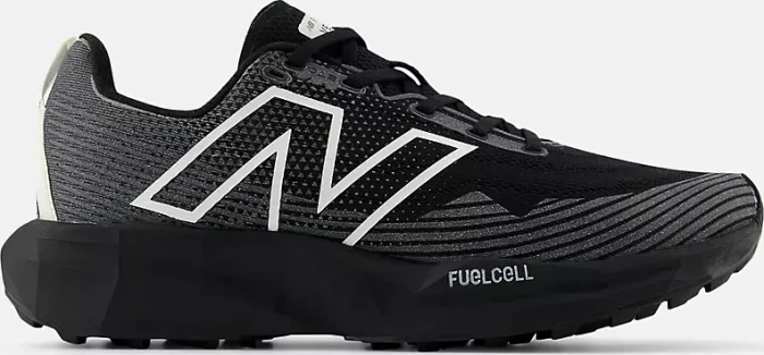 New Balance FuelCell Venym black/team away grey/sea salt (Herren)