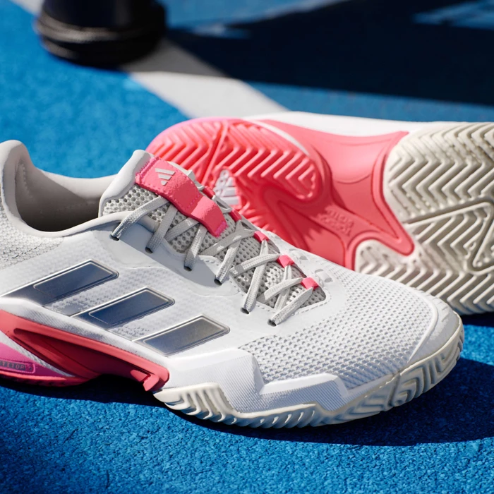adidas Barricade 13 cloud white/champagne met./lucid red (Damen)
