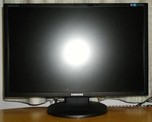 Samsung SyncMaster 2443BW, 24"
