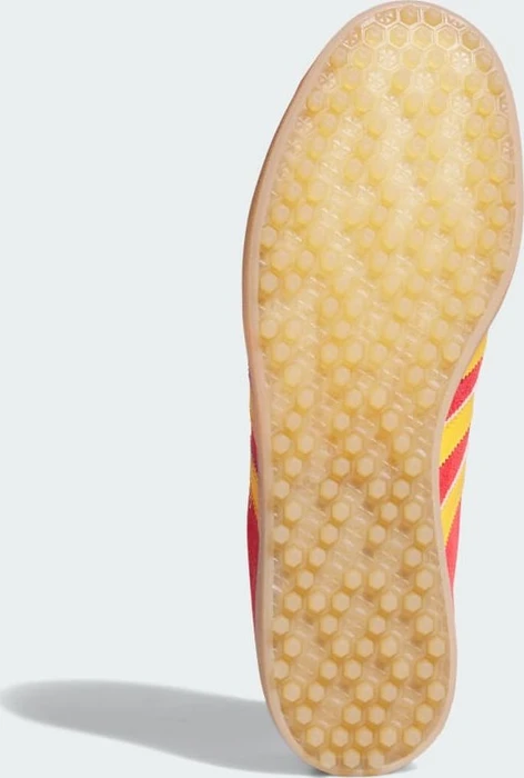adidas Gazelle Spikeless pure ruby/crew yellow/gum