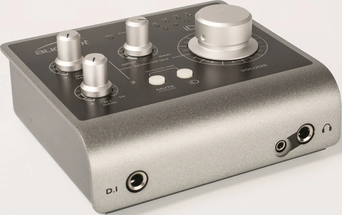 Audient iD4