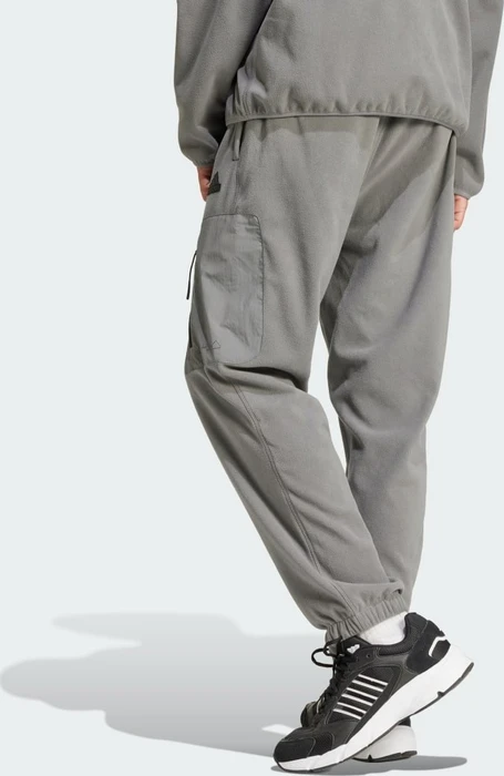 adidas City Escape Polar Fleece Trainingshose lang grey four (Herren)