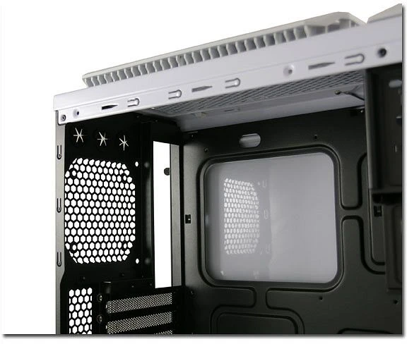 LC-Power Pro-930W Alliance