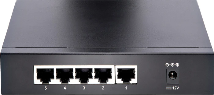 StarTech DS52 Desktop 2.5G Switch, 5x RJ-45