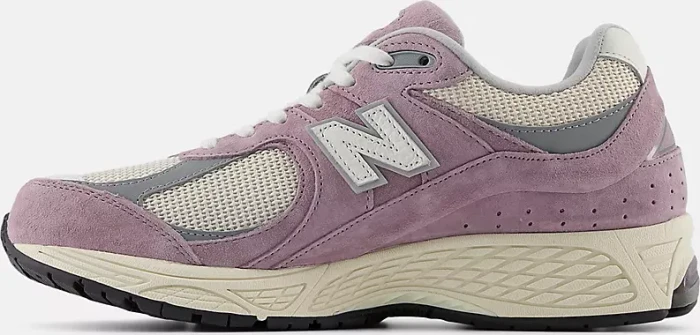 New Balance 2002R ice wine/linen
