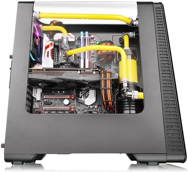 Thermaltake View 28 RGB, Acrylfenster