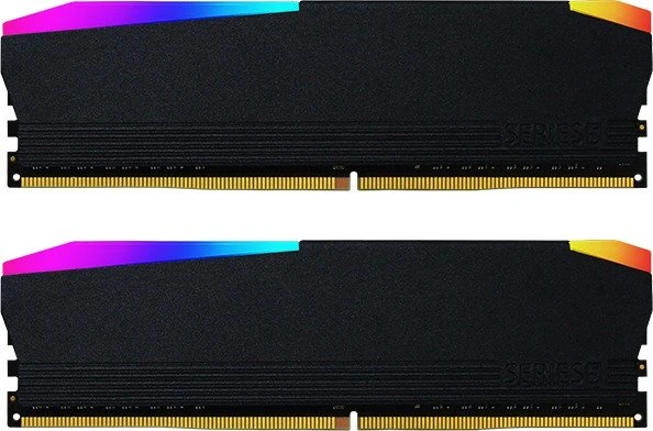 AntecMemory 5 Series Black Heatsink RGB LED UDIMM 8GB Kit, DDR4-2400, CL16-16-16-36