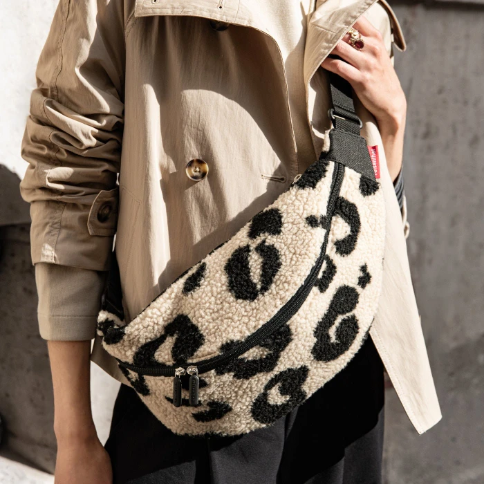 Reisenthel city Bauchtasche teddy leo cream