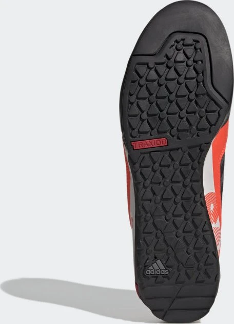 adidas Terrex Swift Solo grey five/core black/solar red