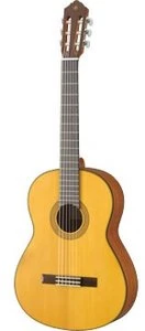 Yamaha CG122