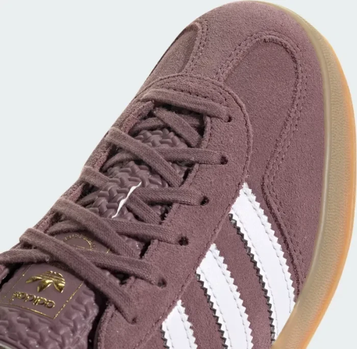 adidas Gazelle Indoor shadow fig/cloud white/gum