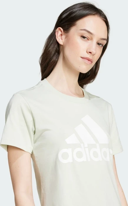 adidas Loungewear Essentials Logo T-Shirt kurzarm linen green (Damen)