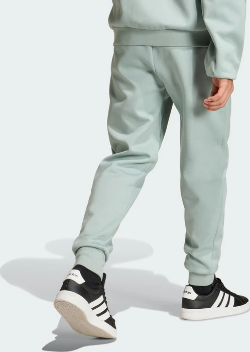 adidas Tapered-Leg Z.N.E. Trainingshose lang wonder sage/tactile green (Junior)