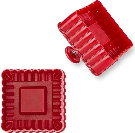 Städter Präge-Ausstecher mit Auswerfer Quadrat Gewellt 6x6cm rot