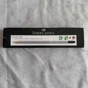 Faber-Castell Grip 2001 Bleistift HB graphit, silber, Radierer, 12er-Pack