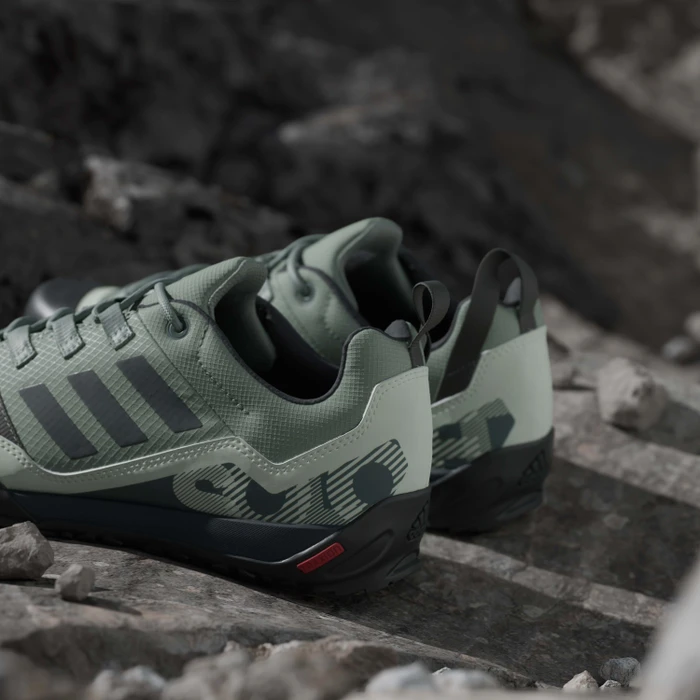 adidas Terrex Swift Solo 2.0 silver green/legend ivy/linen green