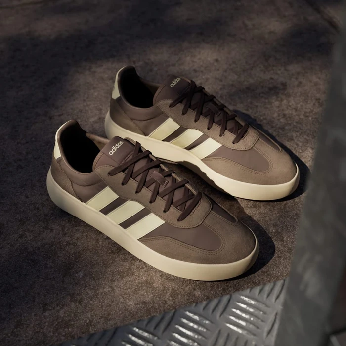 adidas Barreda Decode earth strata/warm vanilla/shadow brown (Herren)