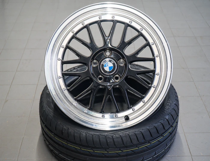 MM Wheels MM01 8.0x18 5/120 ET30 (verschiedene Farben)