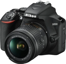 Nikon D3500 mit Objektiv AF-P DX 18-55mm 3.5-5.6 G mit Tasche und Speicherkarte