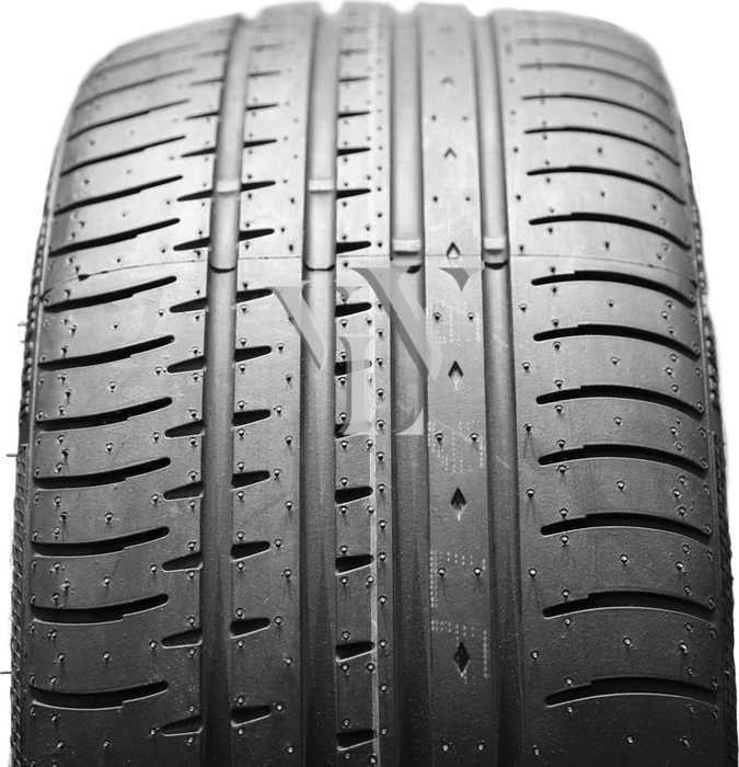 EP-Tyres Accelera Phi