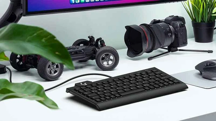 KeySonic KSK-3010ELC, schwarz, USB, DE