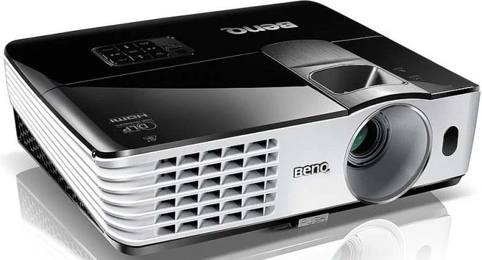 BenQ TH681+