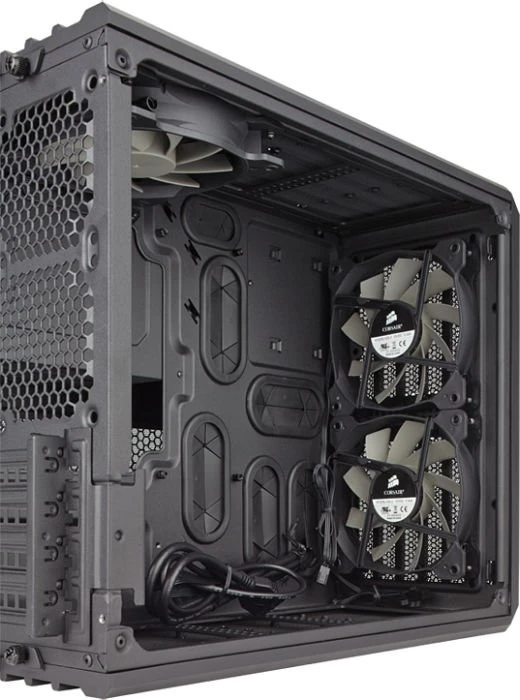 Corsair Carbide Series Air 240, schwarz, Acrylfenster