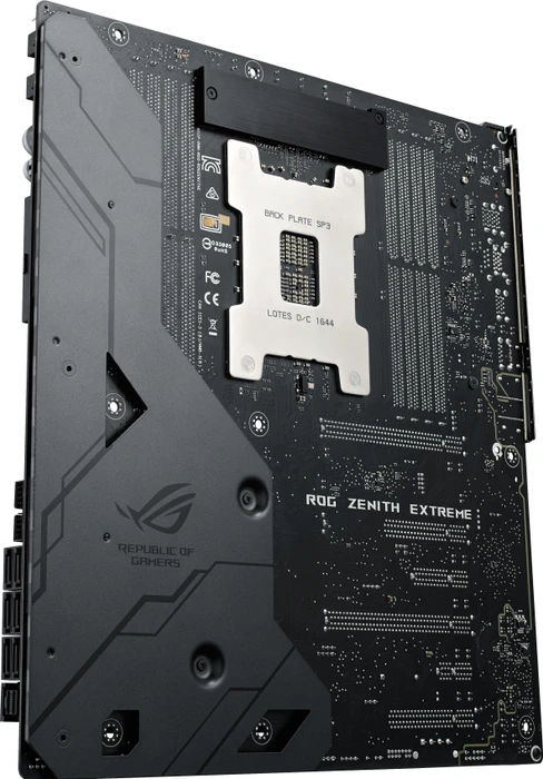 ASUS ROG Zenith Extreme (AMD TR4)