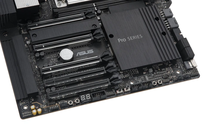 ASUS Pro WS TRX50-Sage WIFI (AMD sTR5)