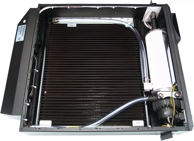 Koolance ERM-3K3UC Kühlungssystem