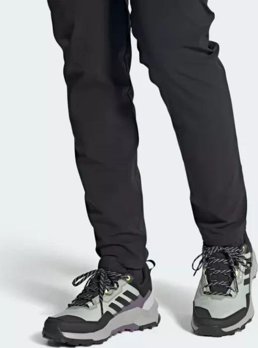 adidas Terrex AX4 GTX wonder silver/core black/grey two (Damen)