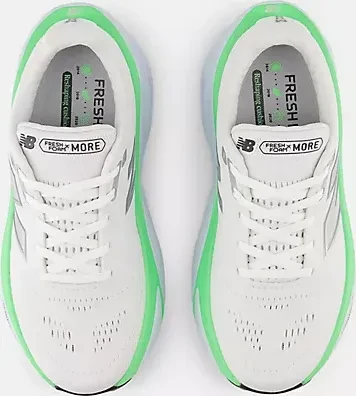 New Balance Fresh Foam X More v5 white/ice blue/electric jade (Damen)