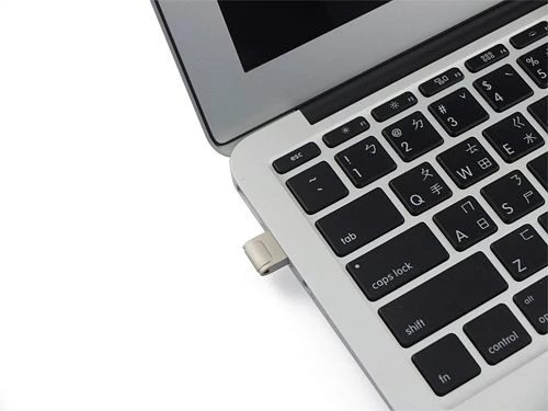 PQI ideal i-series i-Neck 8GB, USB-A, USB 3.2 Gen 1×1