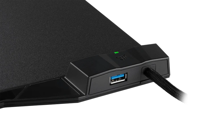 Corsair MM1000 Qi Wireless Charging Mouse Pad