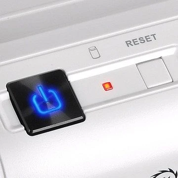 Thermaltake Chaser A31 Snow Edition, Acrylfenster