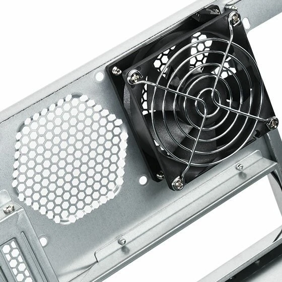 SilverStone RM400, Rackmount Storage, schwarz/grau, 4HE, ATX