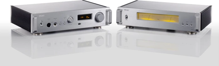 TEAC AP-701 silber