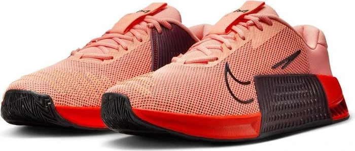 Nike Metcon 9 apricot agate/picante red/dark team red/black (Herren)