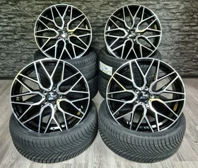 Ultra Wheels Race Evo 8.0x18 5/112 ET45 (verschiedene Farben)