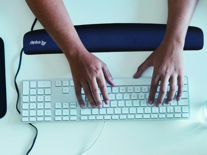 Equip Handgelenkauflage für Tastatur, schwarz