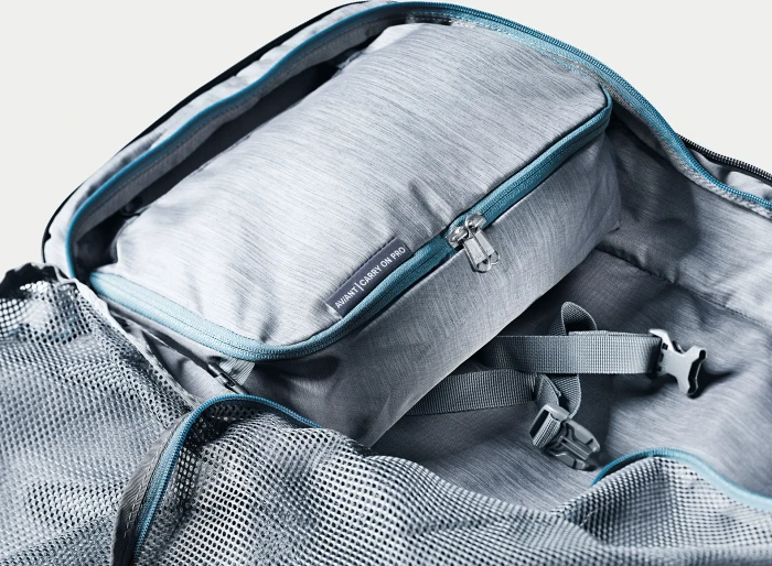 Deuter Aviant Carry On Pro 36 schwarz