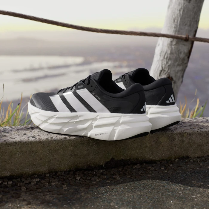 adidas Adistar 5 core black/grey one/carbon (Herren)
